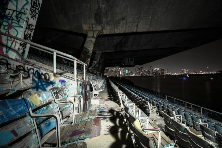 Urban exploration, abandoned places and graffiti | Matthew Hoyos