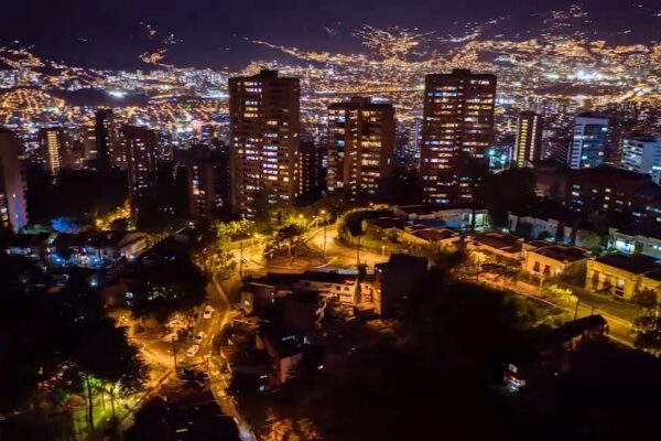 Medellín 🇨🇴, film by Matthew Hoyos
